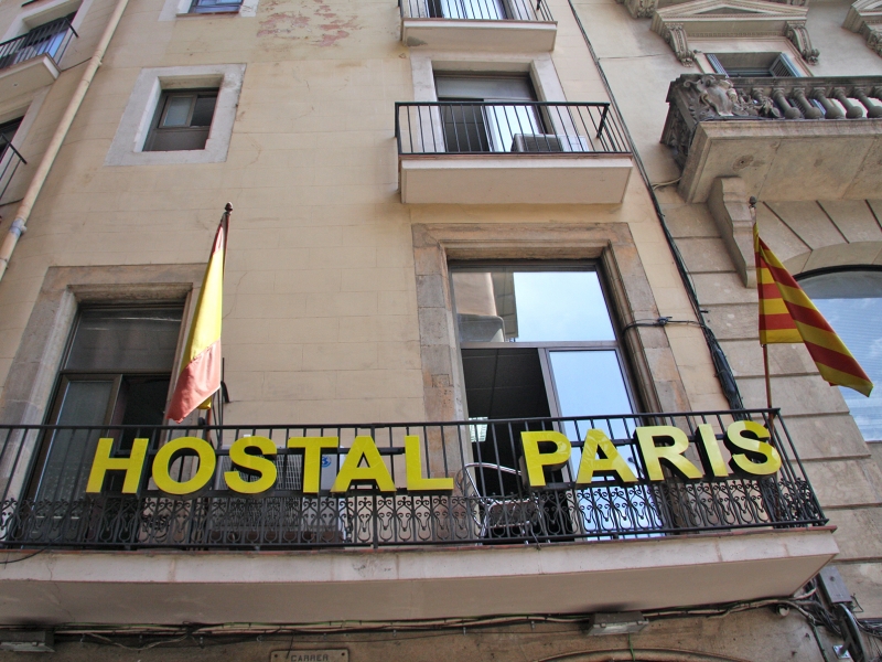 Hostal Paris (2)