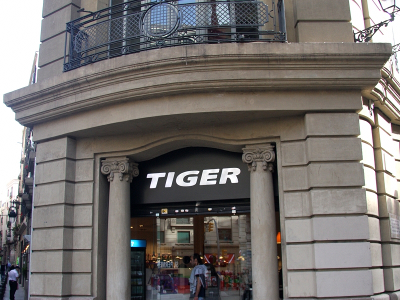 Tiger Stores Spain S.L. (2)